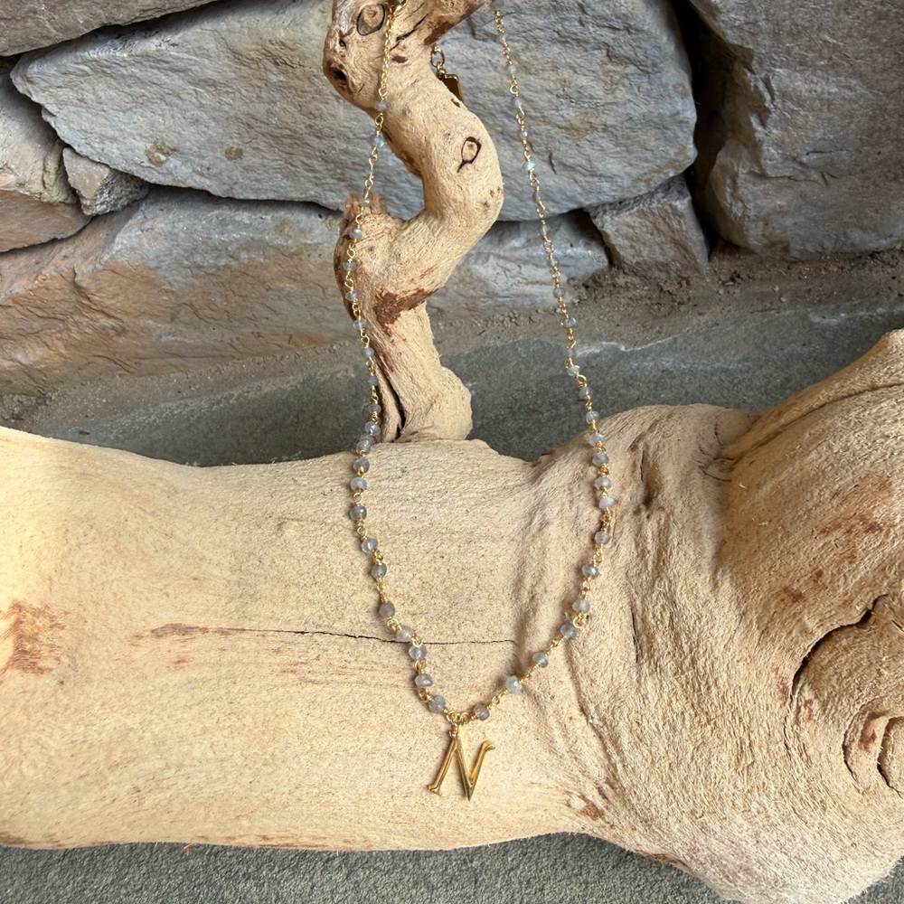 New🌟Ela Rae -Anthropologie- “N” Necklace